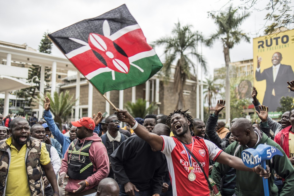 يمكن أن تؤدي فترة الدعاية الانتخابية المطولة إلى تفاقم الظروف الاقتصادية الصعبة بالفعل في كينيا (أ ف ب)