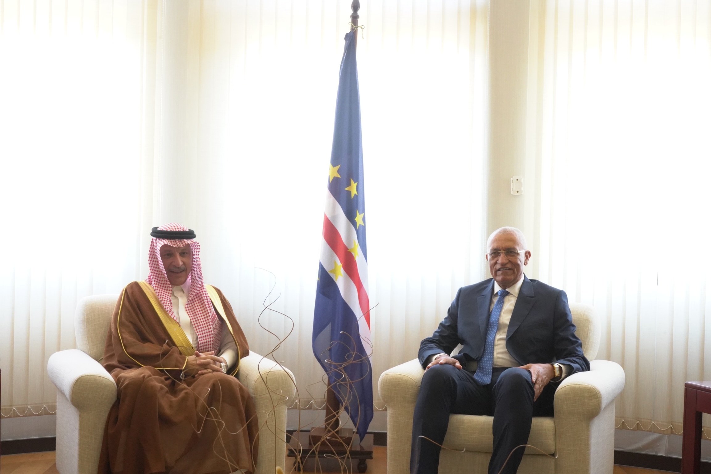 قطان يلتقي بوزير خارجية الرأس الأخضر ويعقدان جلسة مباحثات رسمية (واس)