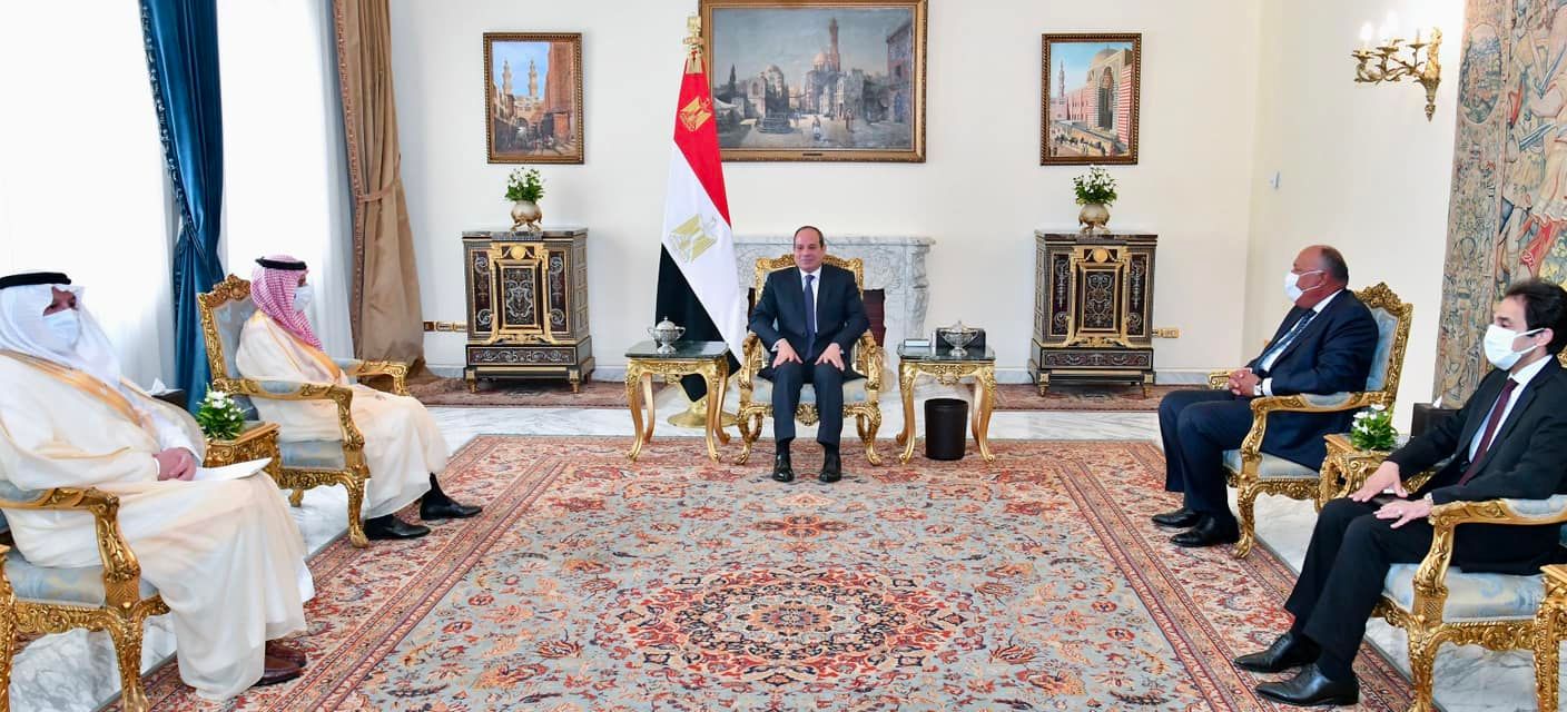 الرئيس المصري عبدالفتاح السيسي خلال استقباله اليوم الأمير فيصل بن فرحان وزير الخارجية السعودية (الرئاسة المصرية)