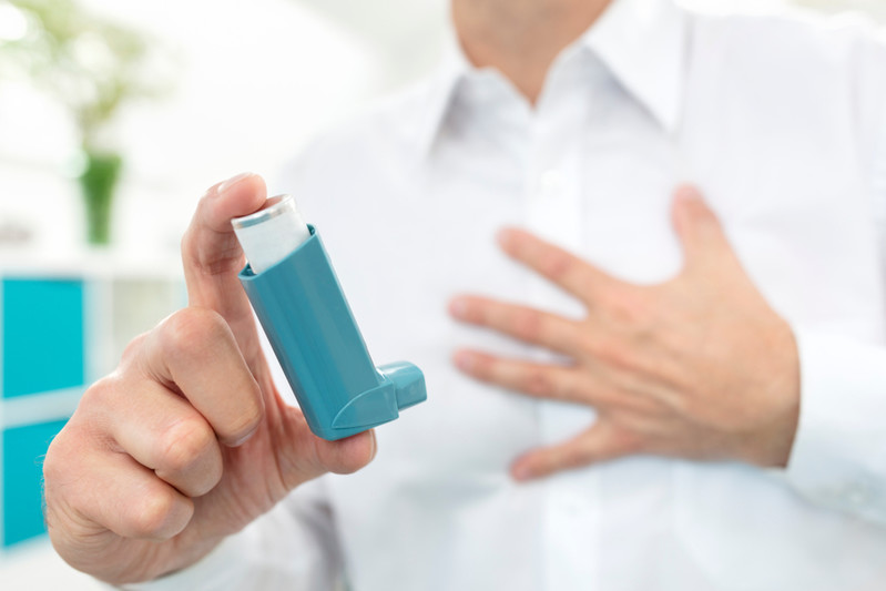 ما هي أعراض الربو وهل ضيق التنفس يستمر لوقت طويل؟ (الرجل)