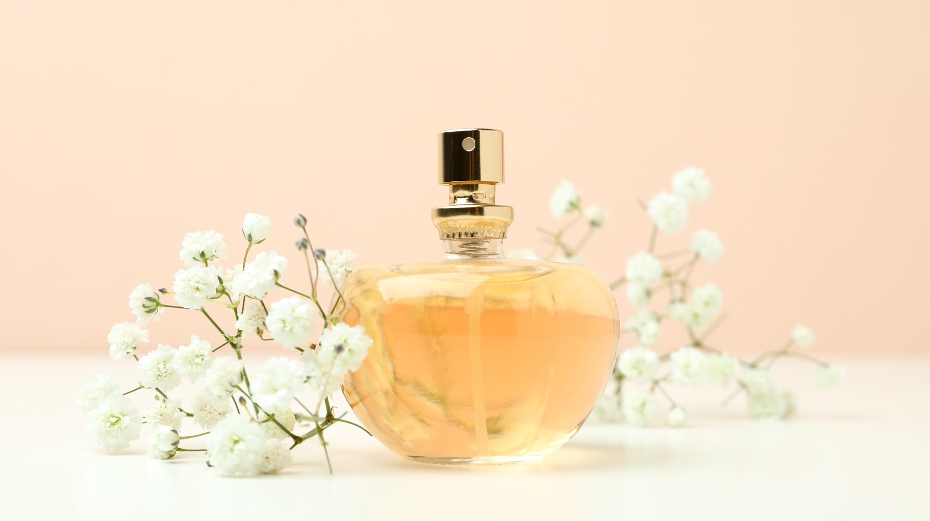 أفضل عطور الورود.. من الكلاسيكية إلى العصرية(زهرة الخليج)
