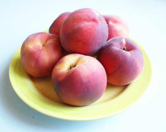 فاكهة الخوخ (فليكر)