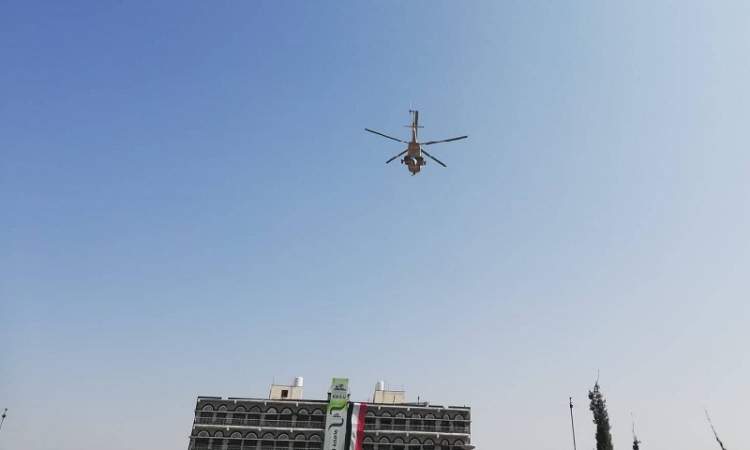جماعة الحوثي قالت إن تحليق المروحيات يأتي ضمن الاحتفال بأعياد الثورة اليمنية (مواقع التواصل)