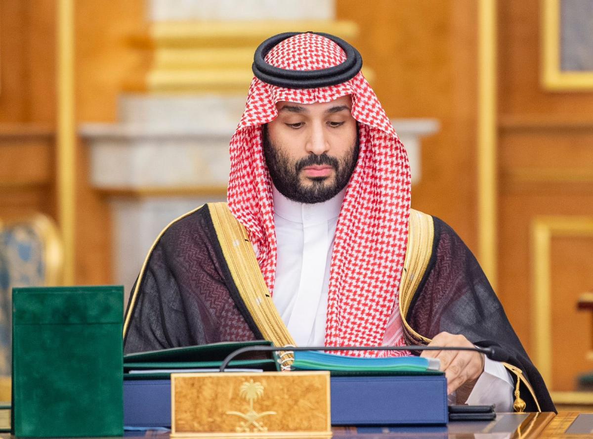 الأمير محمد بن سلمان خلال جلسة مجلس الوزراء في قصر السلام بجدة اليوم (واس)
