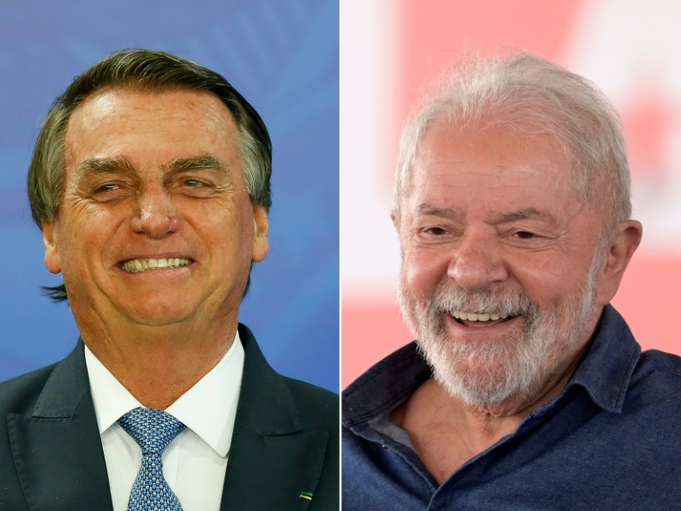 الرئيس البرازيلي جايير بولسونارو (يسار) في 6 تموز/يوليو 2022، والرئيس البرازيلي السابق لويس إيناسيو لولا دا سيلفا في 10 أيار/مايو 2022 (أ ف ب)