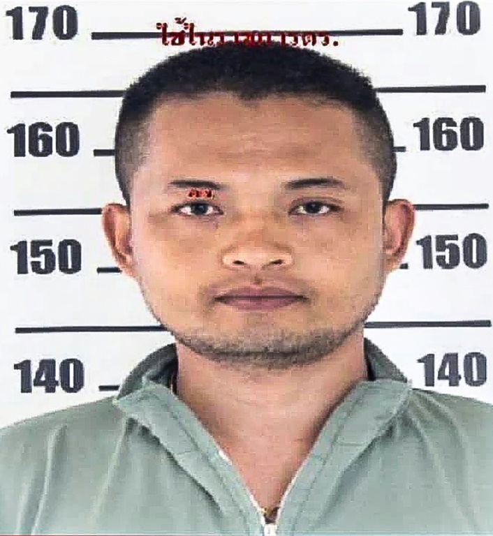 صورة منشورة على صفحة فيسبوك لمكتب التحقيقات المركزي التايلاندي للشرطي السابق بانيا خمراب الذي يُعتقد أنه قتل 32 شخصًا بينهم 23 طفلًا في حضانة في مقاطعة نونغ بوا لام فو شمال تايلاند (ا ف ب)