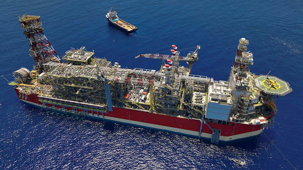    تُظهر هذه الصورة المنشورة التي أصدرتها شركة Energean للنفط والغاز سفينة تخزين وتفريغ للإنتاج العائم (FPSO) في حقل كاريش في شرق البحر الأبيض المتوسط (أ ف ب)