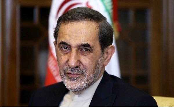 علي أكبر ولايتي كبير مستشاري المرشد الإيراني علي خامنئي (اعلام ايراني)