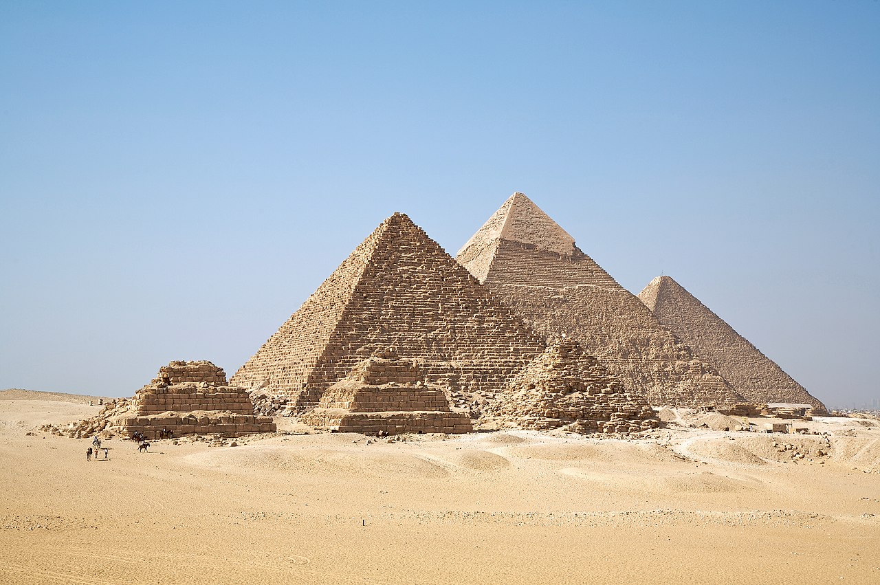 الأهرامات المصرية (ويكيبيديا)