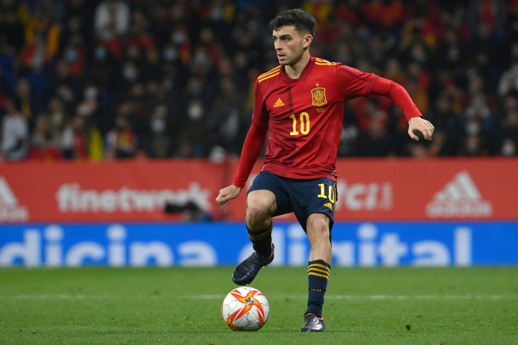 لاعب وسط منتخب إسبانيا بيدري في مباراة ودية ضد ألبانيا في 26 آذار/مارس 2022 (ا ف ب)