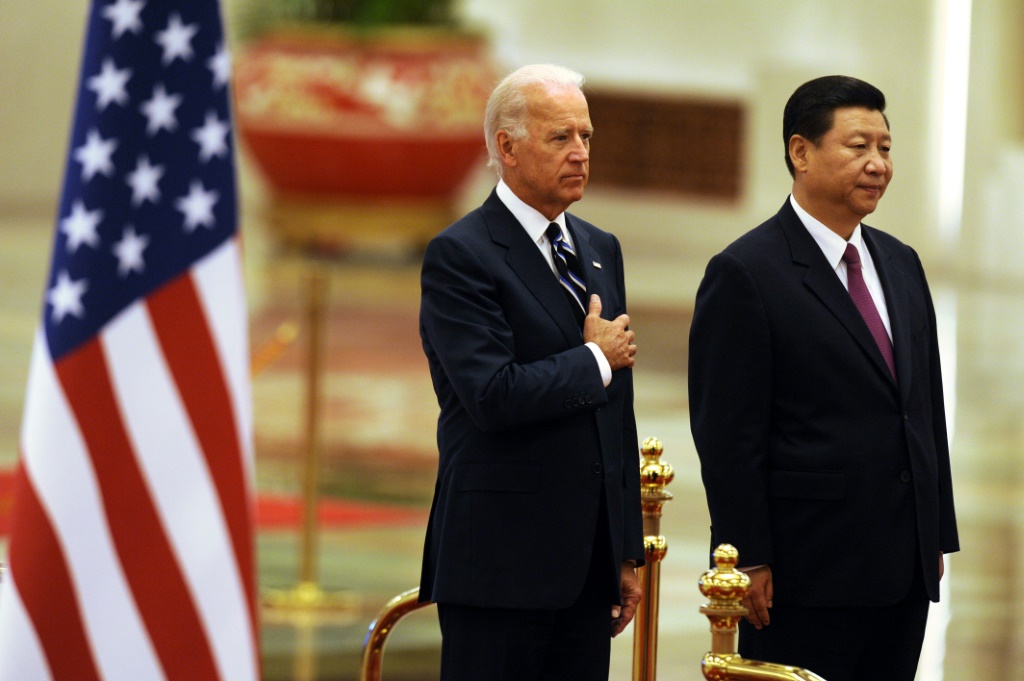 الرئيس الأمريكي جو بايدن والرئيس الصيني شي جين (ا ف ب)