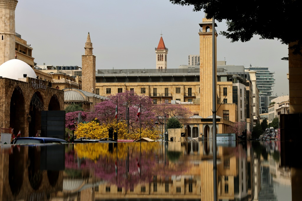     صورة التقطت في 5 نيسان/أبريل 2022 لجانب من وسط العاصمة اللبنانية بيروت (أ ف ب)