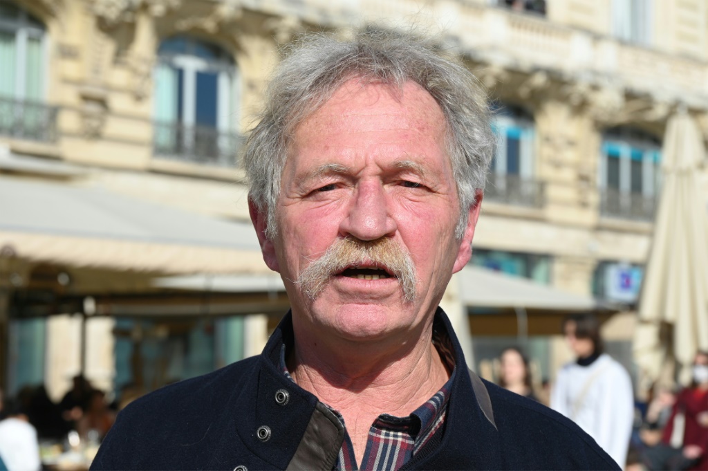     النائب الأوروبي السابق والناشط البيئي السابق جوزيه بوفيه في مونبيلييه بجنوب فرنسا في 10 شباط/فبراير 2022 (ا ف ب)