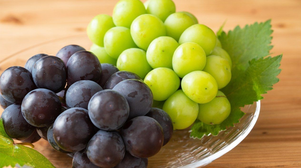 العنب.. ألوان متعددة وفوائد غذائية كثيرة (هي)