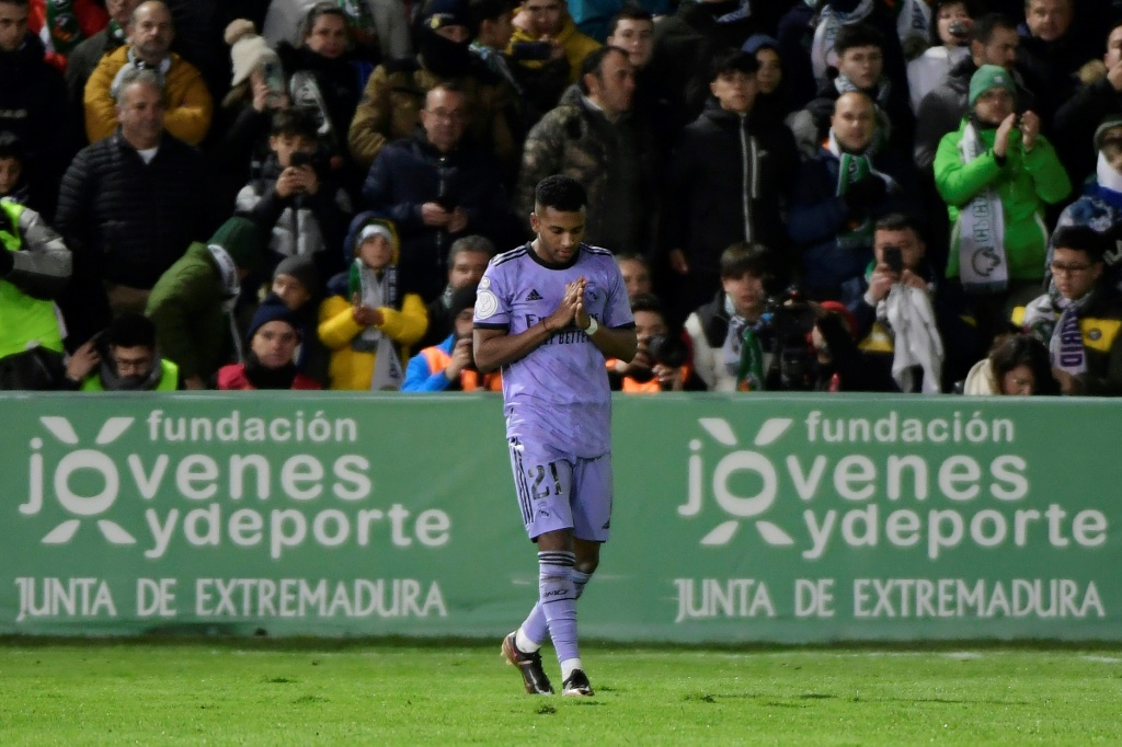 البرازيلي رودريغو يحتفل بتسجيله لريال مدريد ضد كاسيرينيو في كأس اسبانيا لكرة القدم في 3 كانون الثاني/يناير 2023 (ا ف ب)