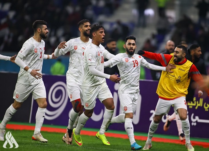 فرحة لاعبي منتخب البحرين عقب هدف الفوز (وكالة الأنباء العراقية واع)