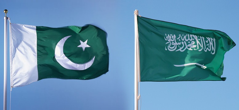 العلم السعودي والعلم الباكستاني (مواقع الكترونية)