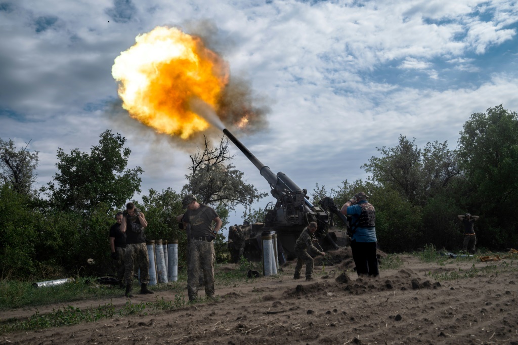    قوات من الجيش الأوكراني (أ ف ب)