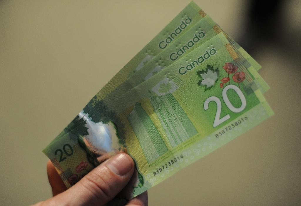 أوراق نقدية كندية (ا ف ب)