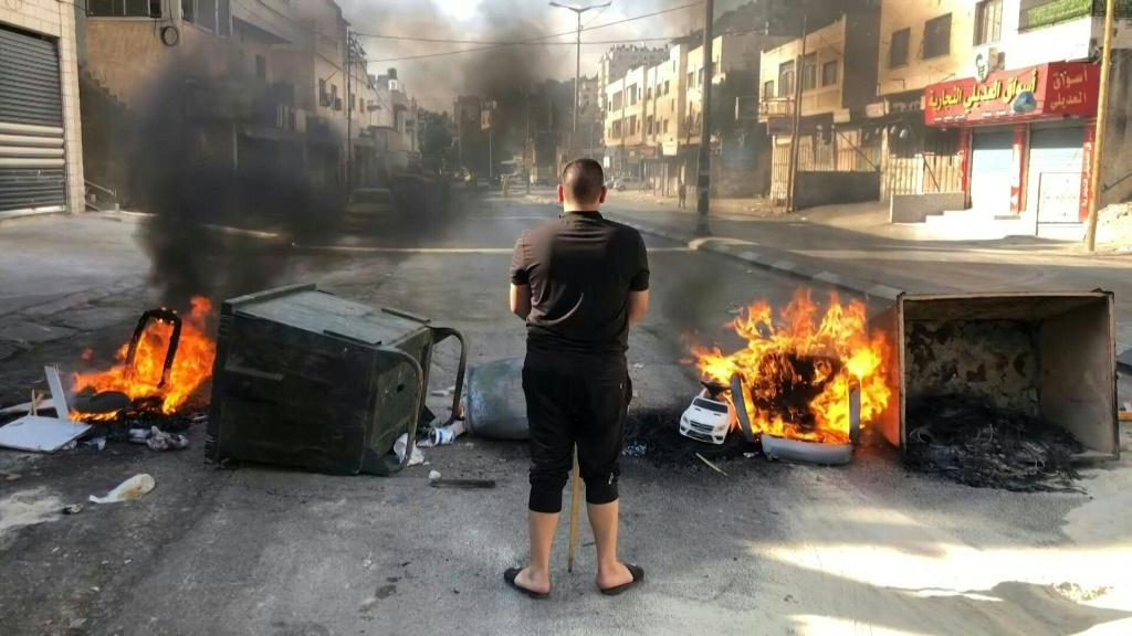 المؤتمر الذي عقد في العقبة عقد كجزء من جهد أمريكي لتهدئة النفوس في المناطق الضفة الغربية بمساعدة الأردن ومصر (ا ف ب)