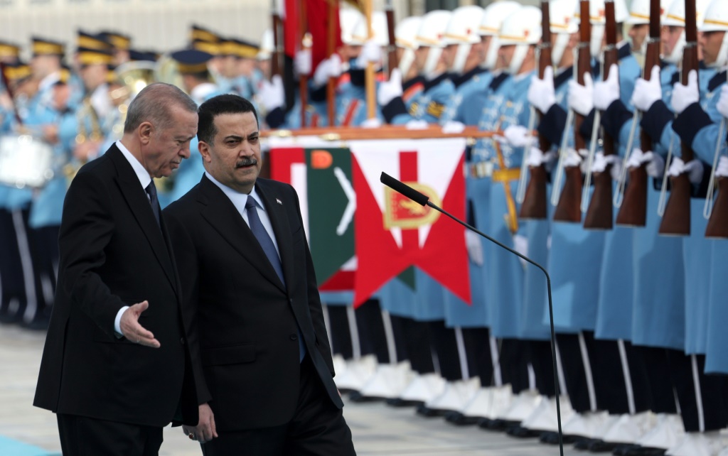 قام رئيس الوزراء العراقي محمد شياع السوداني بأول زيارة له إلى تركيا منذ توليه منصبه في أكتوبر الماضي (ا ف ب)