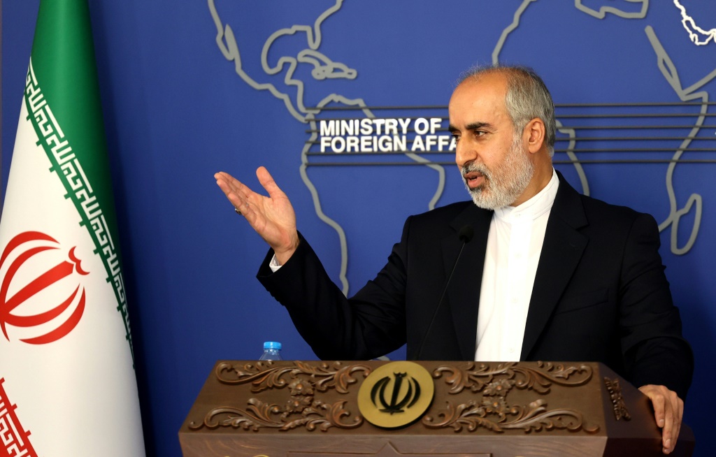 المتحدث باسم وزارة الخارجية الإيرانية، ناصر كنعاني (أ ف ب)