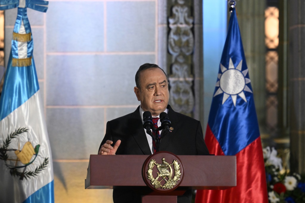    وقال رئيس جواتيمالا ألياندرو جياماتي إن "العلاقات بين جواتيمالا وتايوان لا تنفصم" (ا ف ب)