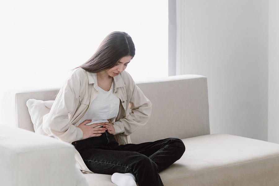 علاج نفخة البطن في رمضان.. اختصاصية تُطلعك على الأساليب(سيدتي)