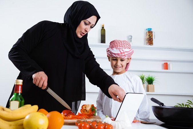 الصيام يعرّض طفلك للخطر في 4 حالات (زهرة الخليج)