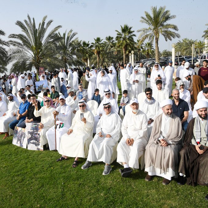 صورة من الوقفة التضامنية لنصرة الأقصى الشريف في الكويت (تويتر)