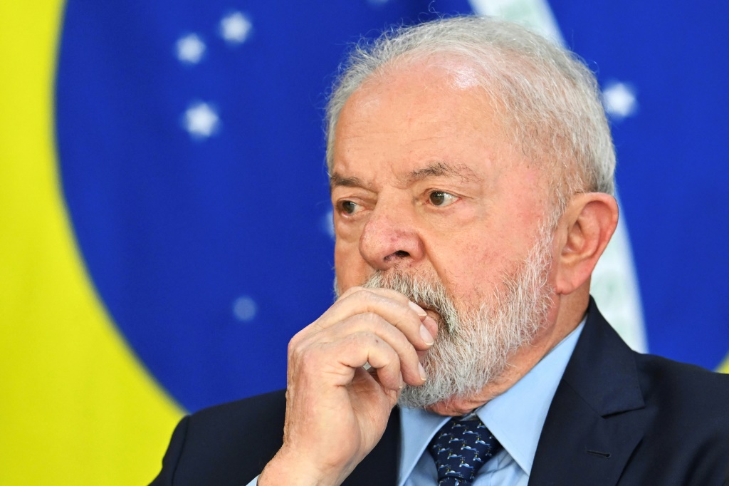 الرئيس البرازيلي لويس ايناسيو لولا دا سيلفا في قصر بلانالتو في برازيليا في 10 آذار/مارس 2023 (ا ف ب)