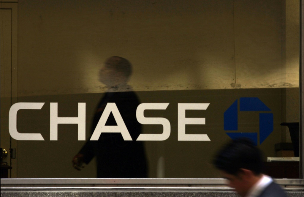  كان JPMorgan Chase من بين البنوك التي أعلنت عن ارتفاع أرباح الربع الأول على الرغم من الاضطرابات الأخيرة(أ ف ب)