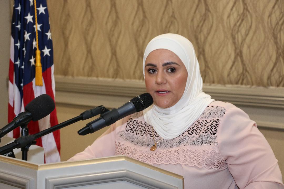 نائبة مسؤول العلاقات والتواصل  في الحزب الجمهوري بولاية ميتشغان العربية الأمريكية رولا مكي (قاسم ماضي)