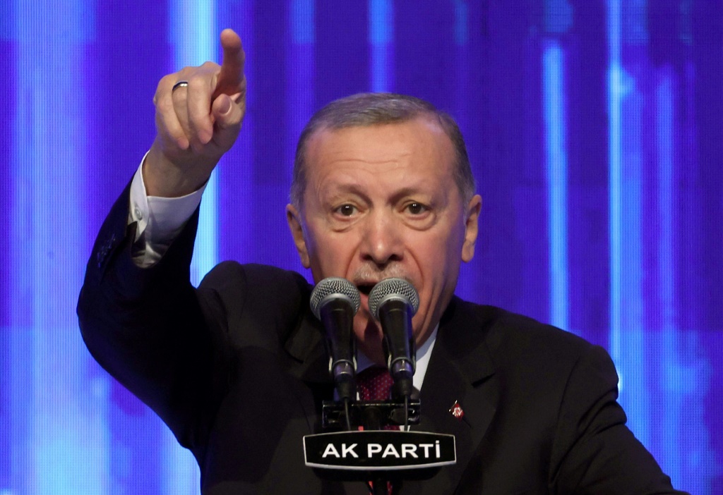    صورة مؤرخة في 11 نيسان/ابريل 2023 للرئيس التركي رجب طيب إردوغان خلال حدث في إطار الحملة الانتخابية قي أنقرة (أ ف ب)