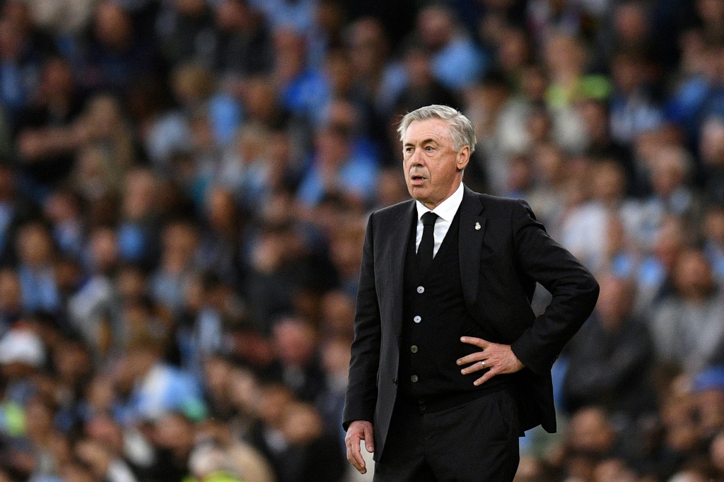 يريد أنشيلوتي البقاء مع ريال مدريد (ا ف ب)
