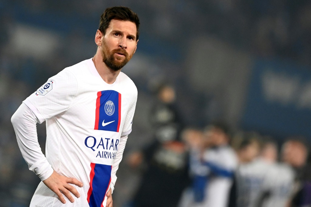 لم يكرّر ميسي مع سان جرمان انجازاته في برشلونة (ا ف ب)