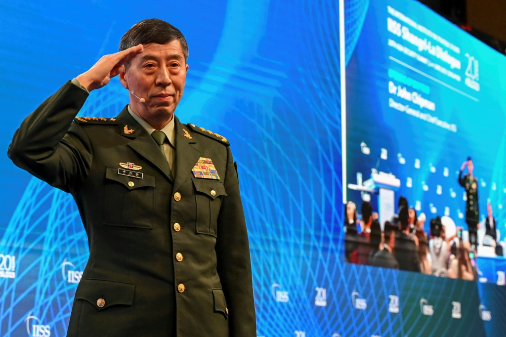     وزير الدفاع الصيني لي شانغفو (ا ف ب)