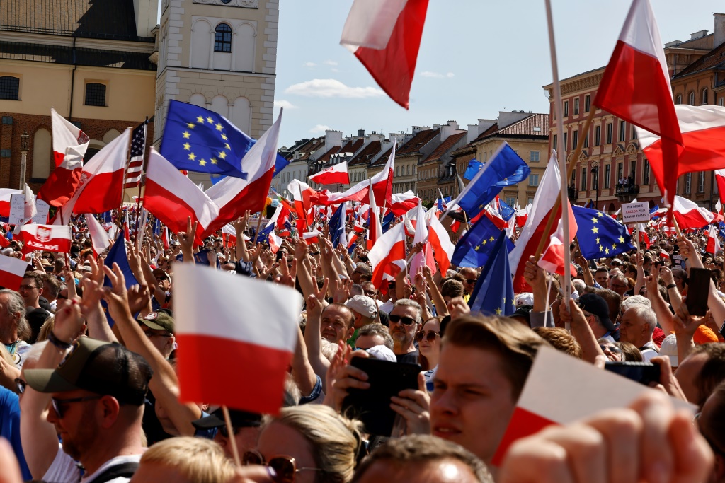 من تظاهرة مناهضة للحكومة البولندية في وارسو في 4 حزيران/يونيو 2023 (ا ف ب)