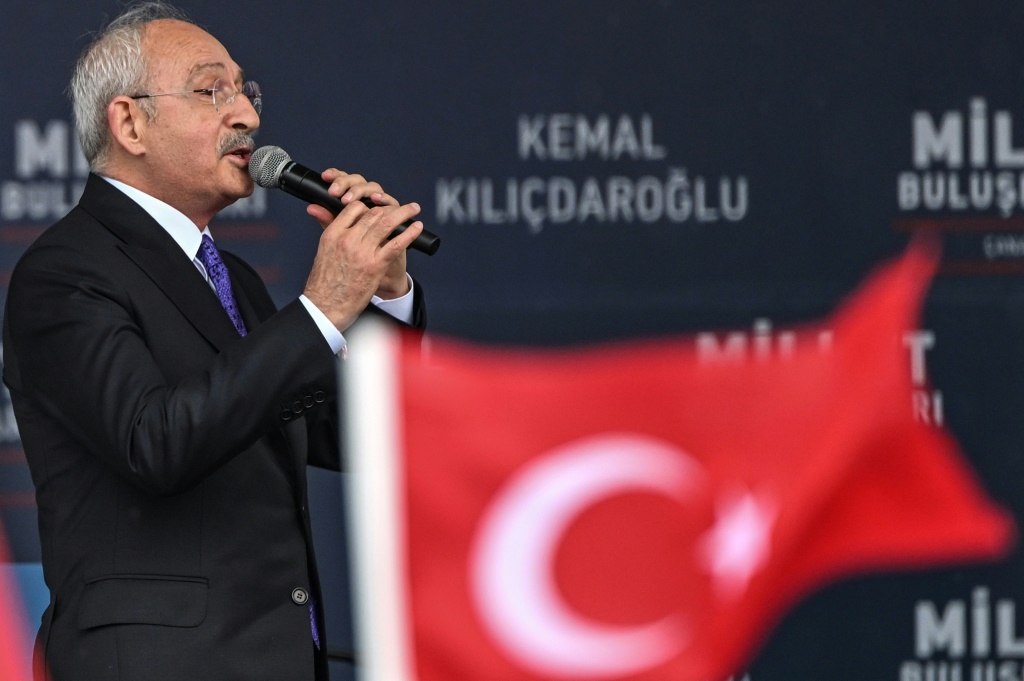 مرشح المعرضة التركية كمال كليتشدار أوغلو (أ ف ب)