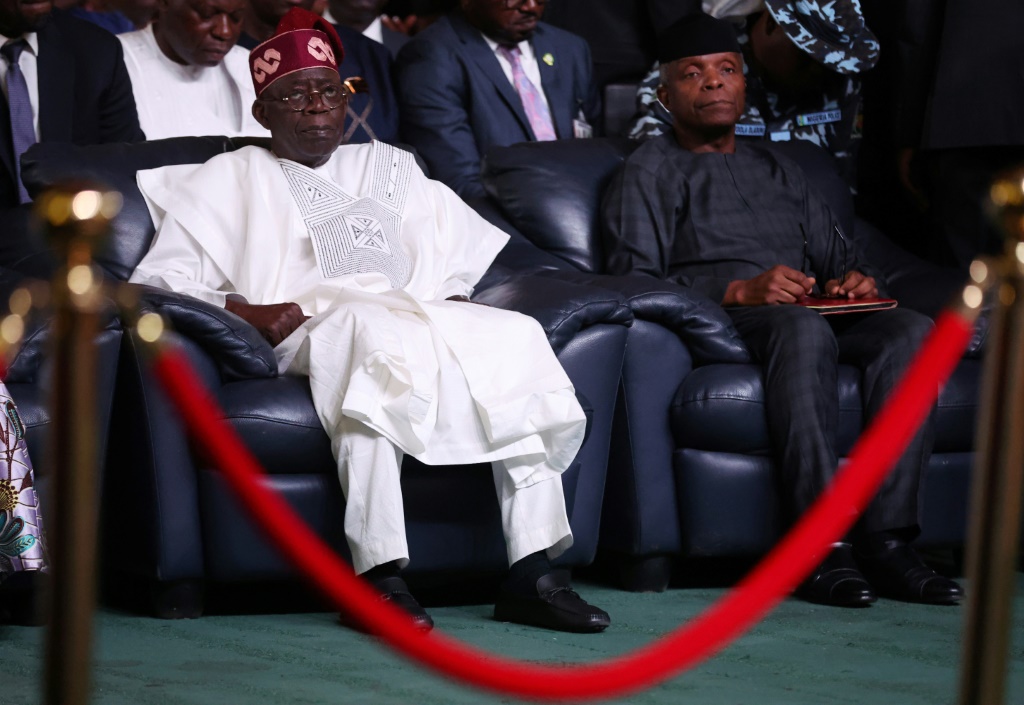     الرئيس النيجيري المنتخب بولا تينوبو في أبوجا في 1 آذار/مارس 2023 (أ ف ب)
