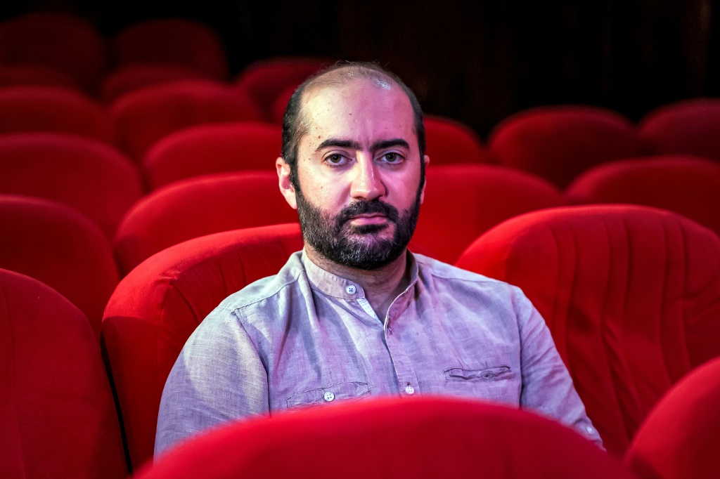 المخرج المغربي كمال لزرق في الدار البيضاء في الأول من حزيران/يونيو 2023 (ا ف ب)