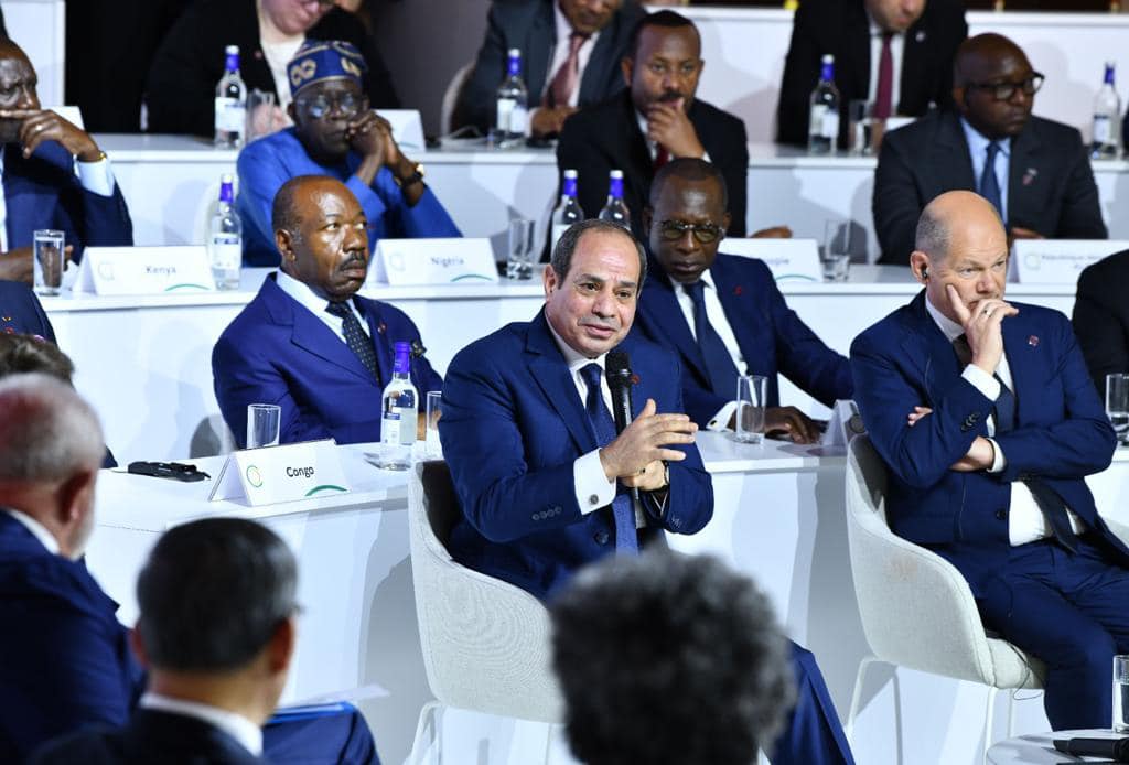 الرئيس المصري عبد الفتاح السيسي خلال كلمة القاها في الجلسة الختامية في القمة الدولية لميثاق التمويل العالمي الجديد، المنعقدة في العاصمة الفرنسية (الرئاسة المصرية)