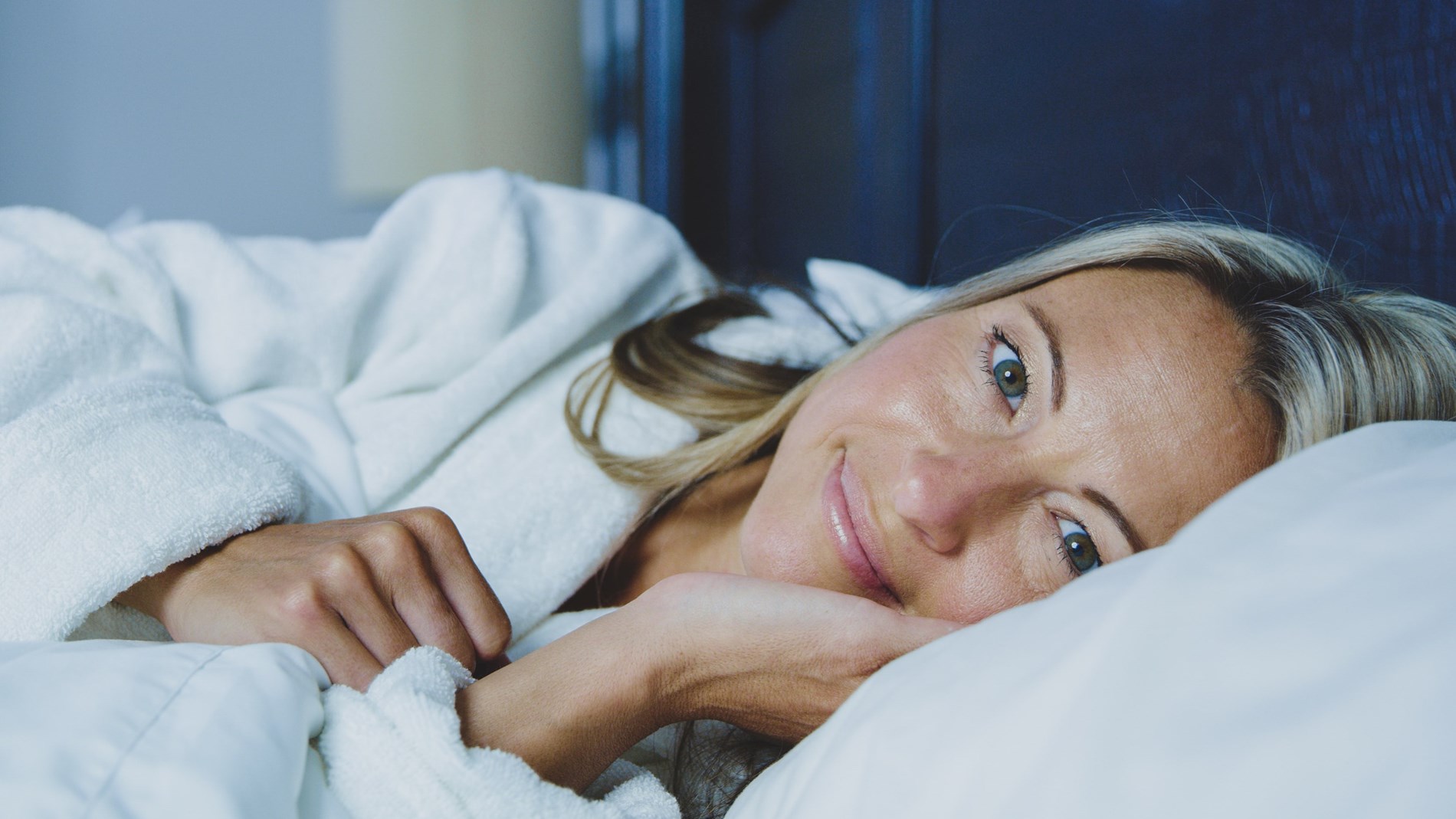 لا تسبب التعب! ما هي “متلازمة النوم القصير” التي قد تدفع الشخص للاكتفاء بـ5 ساعات من النوم؟(زهرة الخليج)
