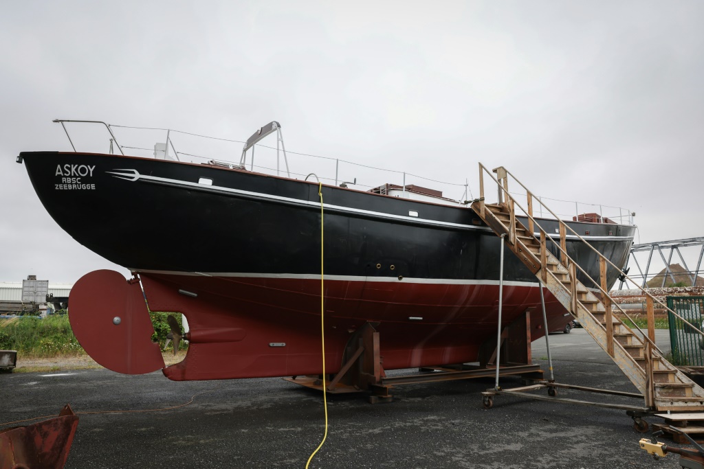 صورة مؤرخة في 27تموز/يوليو 2023 للمركب "أسكوي 2" الذي كان ملكا لجاك بريل (ا ف ب)