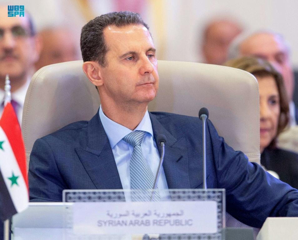 صورة موزعة من وكالة الأنباء السعودية الرسمية في 19 أيار/مايو 2023 للرئيس السوري بشار الأسد خلال مشاركته في القمة العربية في جدة (ا ف ب)