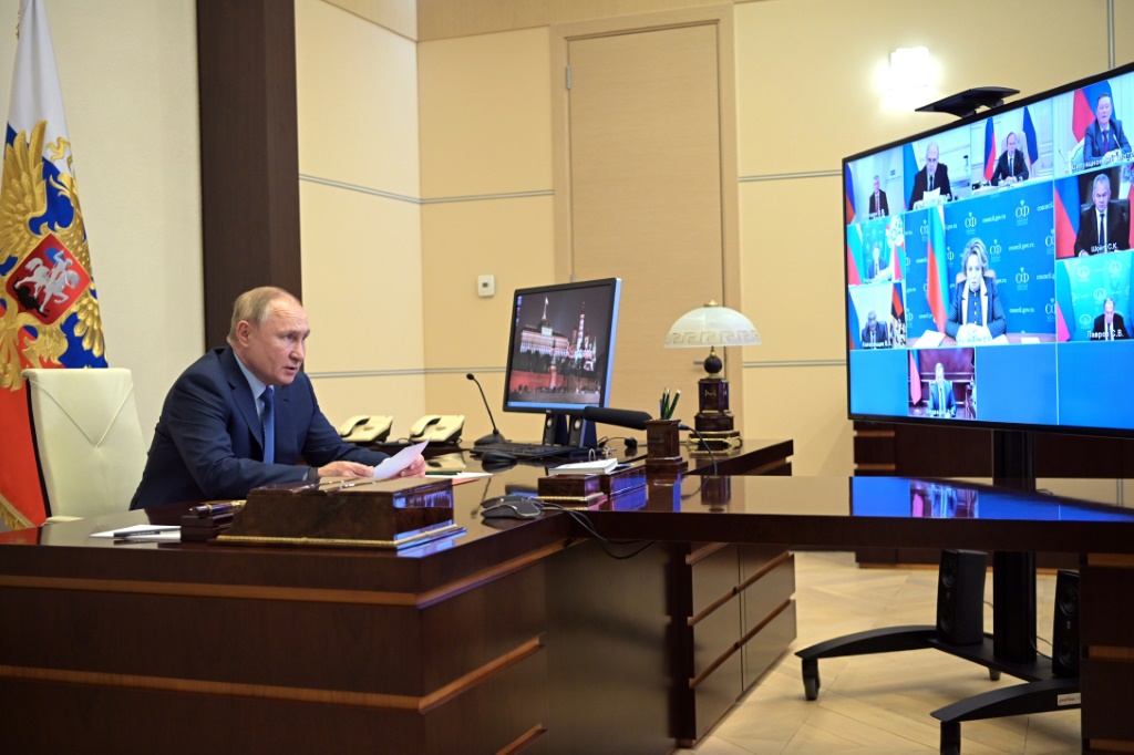 منذ ضم شبه جزيرة القرم، في عام 2014، كانت روسيا تدمج ممثلي النخب الأوكرانية المحلية في هياكل سلطتها (ا ف ب)
