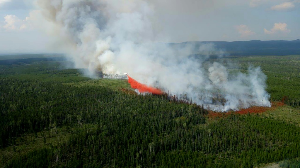 صورة مؤرخة في 24 تموز/يوليو 2023 لحريق غابات في بريتيش كولومبيا الكندية (ا ف ب)