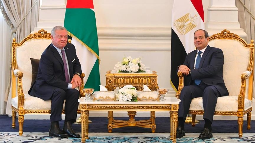 ملك الأردن عبدالله الثاني والرئيس المصري عبدالفتاح السيسي اليوم في القاهرة (الانلضول)
