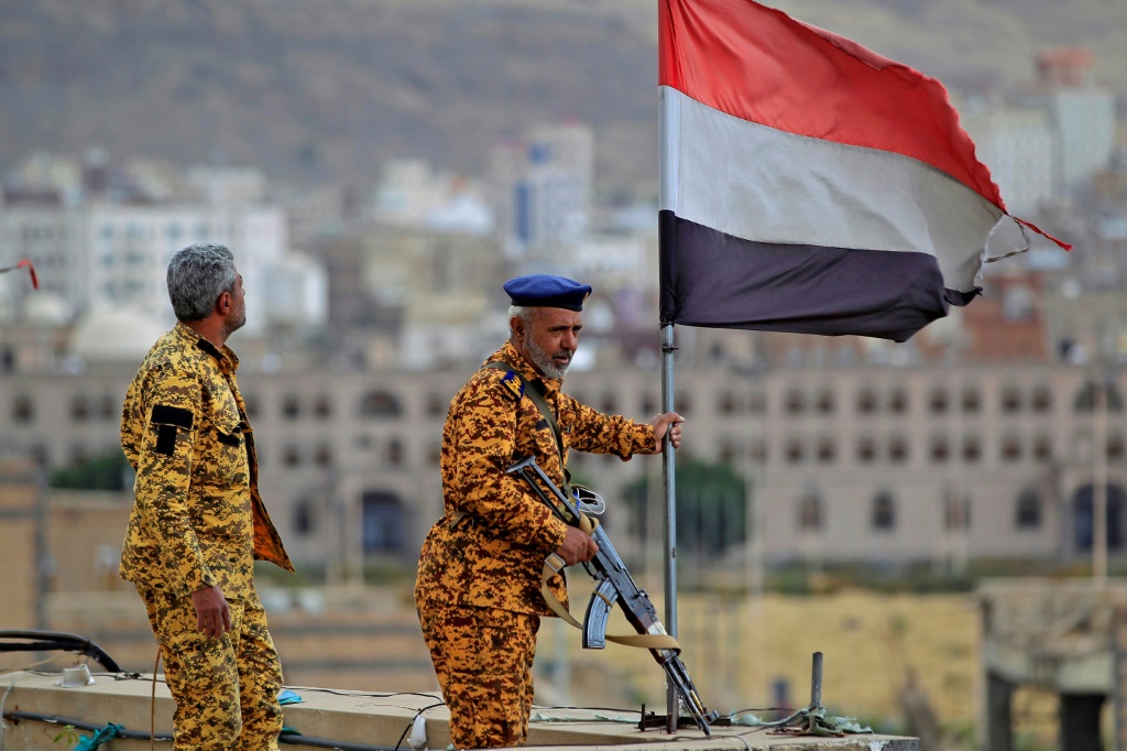 الحكومة اليمنية: نرغب بسلام بناء على "المرجعيات الثلاث"