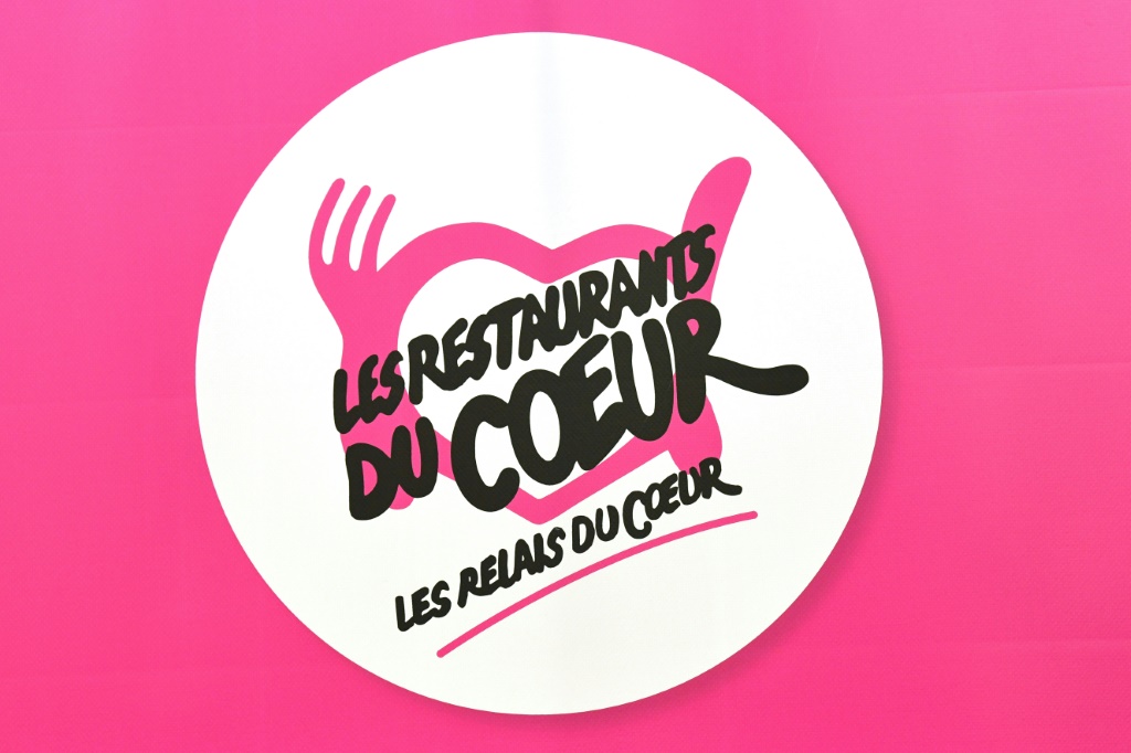 شعار مطاعم "ريستو دو كور" الفرنسية (ا ف ب)